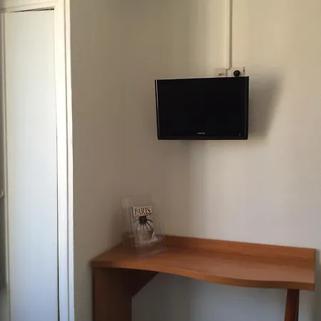 Les Jardins D'asnieres Отель 2*