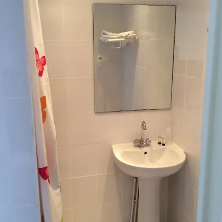 Les Jardins D'asnieres 2* Аньер-сюр-Сен