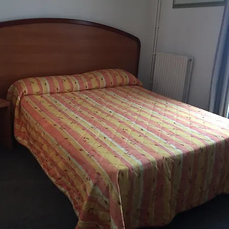 Les Jardins D'asnieres Аньер-сюр-Сен