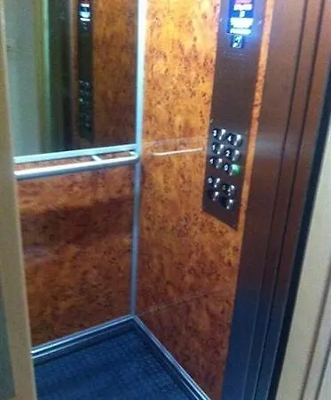 Les Jardins D'asnieres 2* Аньер-сюр-Сен